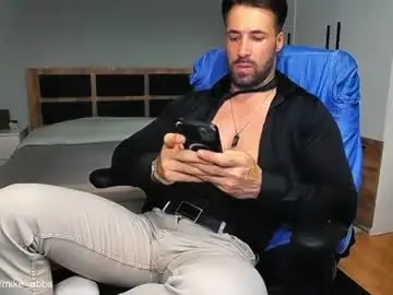 Chaturbate Free Porn Cam of mikestrip