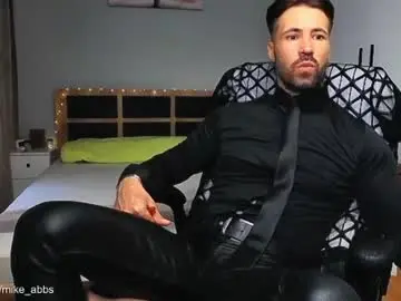 Chaturbate Adult Video Chat of mikestrip