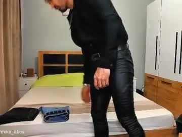 Chaturbate Adult Webcams of mikestrip