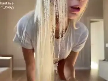Chaturbate Live Sex Cam of enchant_baby_