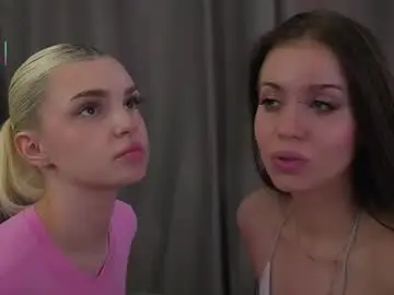 Chaturbate Best live sex cam show of vivid_girls