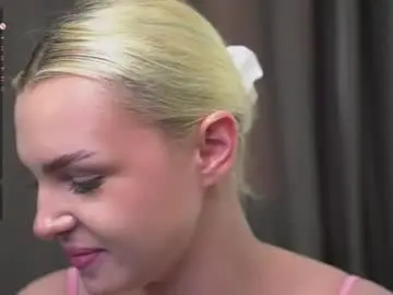 Chaturbate Live Sex of vivid_girls