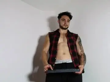 Chaturbate Adult Webcam of latinboyvip_