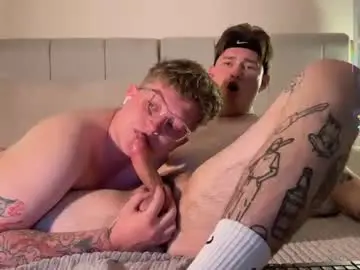 Chaturbate Watch Live Sex Cams of twoguyspleasure