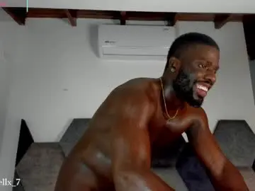 Chaturbate Best live sex cam show of latrellx7