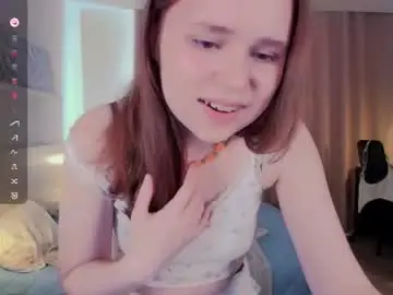 Chaturbate Live Sex Cam of flora_fiore