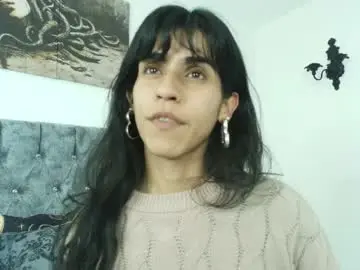 Chaturbate Watch Live Sex Cams of bella_poisonous