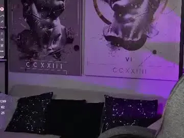 Chaturbate Best live sex cam show of oliviamcclean