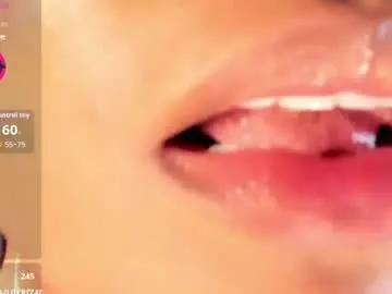 Chaturbate Live Sex Cam of madii_lenon