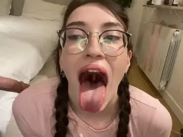 Chaturbate Best live sex cam show of kellyberry__