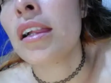 Chaturbate Live Sex Cam of alexandrasaen