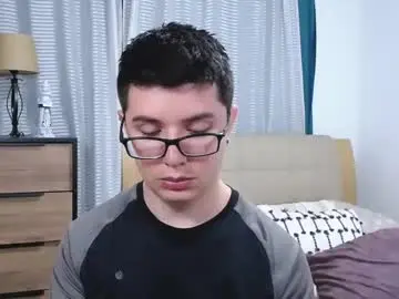 Chaturbate Sex Cam of kevinhunts