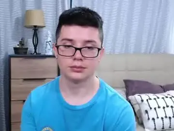 Chaturbate Watch Live Sex Cams of kevinhunts