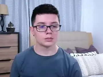 Chaturbate Sex Cam of kevinhunts