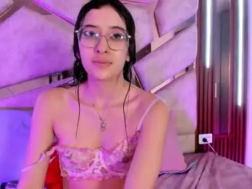 Chaturbate Live Sex Cam of _paula_69