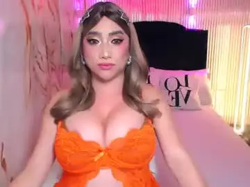 Chaturbate Live Sex Cam of agirlwithbigcock