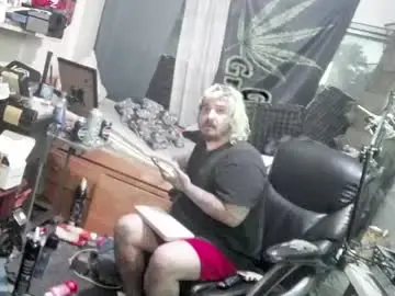 Chaturbate Live Sex of kinkybiguy14