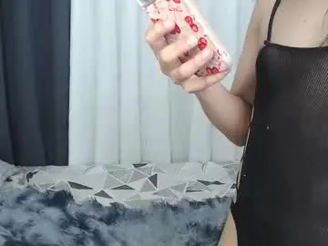 Chaturbate Live Sex Cam of obsidias_slut6969
