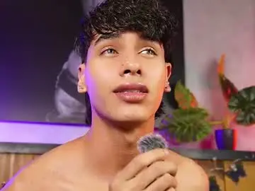 Chaturbate Nude Webcam of andrewortix
