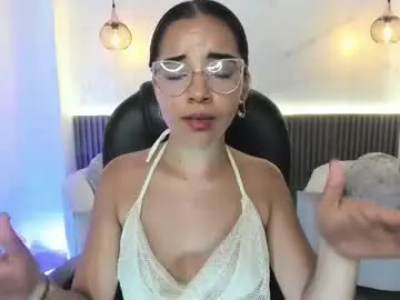 Chaturbate Live Sex Cam of alana_martiins