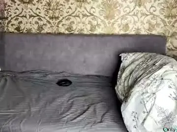 Chaturbate Live Sex Cam of hornyblondieboyy