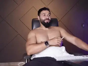 Chaturbate Nude Webcam of glennmasters