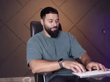 Chaturbate Best live sex cam show of glennmasters