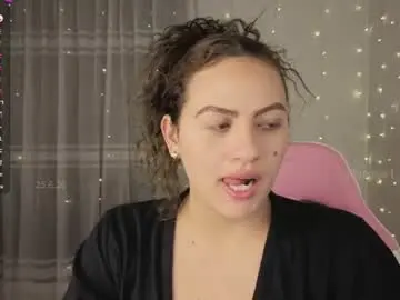 Chaturbate Live Sex of lilyrose1_