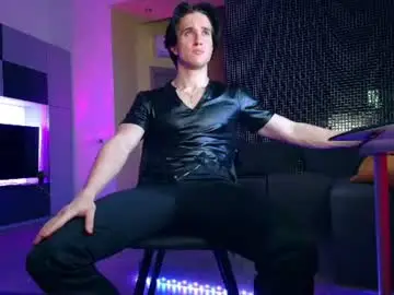 Chaturbate Nude Webcam of christianlevine_