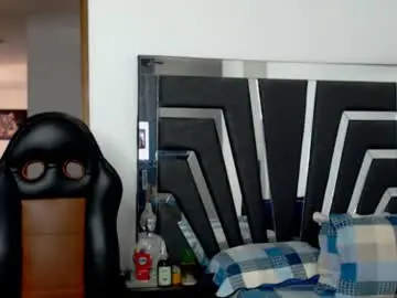 Chaturbate Best live sex cam show of noah_harris01