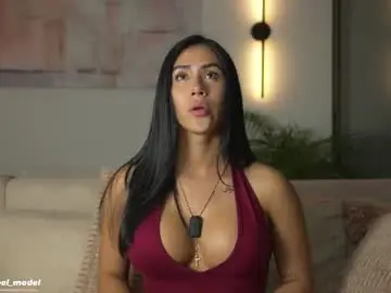Chaturbate Free Porn Cam of leyla_steel