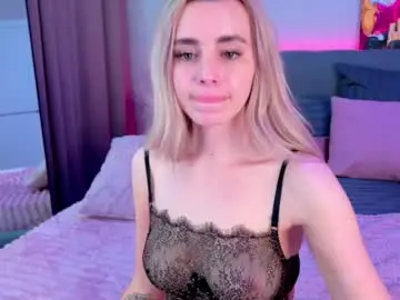 Chaturbate Live Sex of rossy_x_