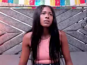 Chaturbate Live Sex of sasha_brownie_