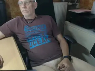 Chaturbate Adult Video Chat of pemue65