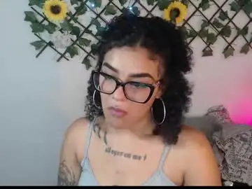 Chaturbate Live Sex Cam of dark_flama