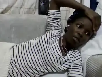 Chaturbate Sex Chat of pretty_petite_ebony