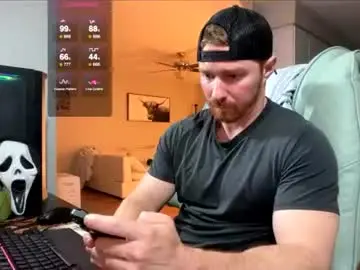 Chaturbate Live Sex Cam of bigmcr1