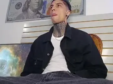 Chaturbate Live Sex Cam of henzzeld420