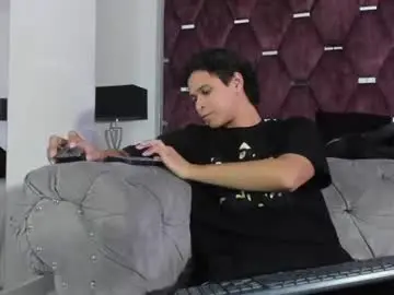Chaturbate Free Live Porn of tonybenedetti