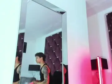 Chaturbate Free Live Porn of tonybenedetti