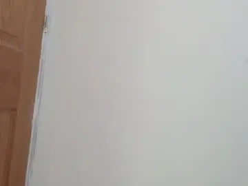 Chaturbate Live Sex Cam of abi_doll