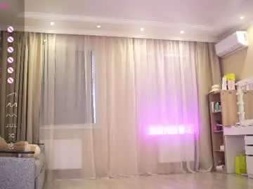 Chaturbate Best live sex cam show of queenelia