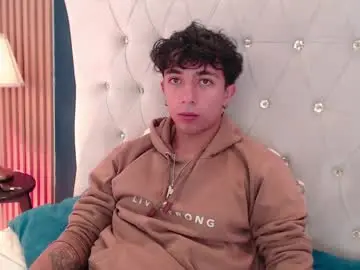 Chaturbate Live Sex Cam of aiden_rivers_