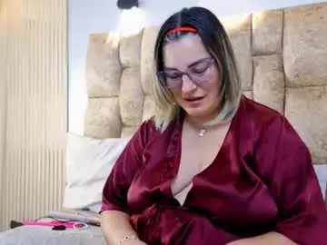 Chaturbate Adult Webcam of carolinacrus01
