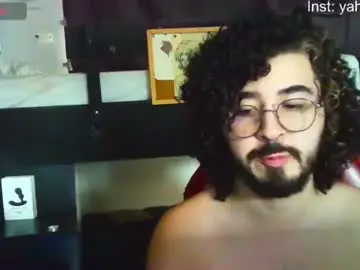 Chaturbate Best live sex cam show of artorias_4