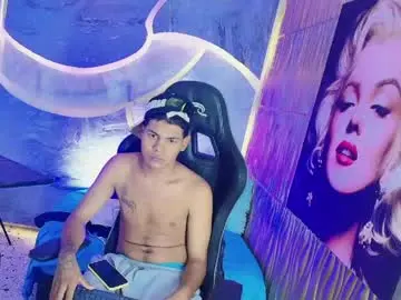 Chaturbate Live Porn of alexi_hot23