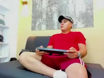 Chaturbate Free Live Porn of theo_wood3