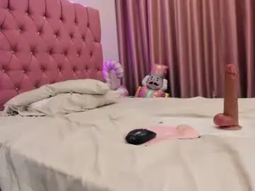 Chaturbate Best live sex cam show of mazeekiin