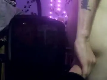 Chaturbate Live Sex Cam of dabstyber