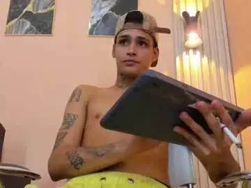 Chaturbate Nude Webcam of ozuna_hot_